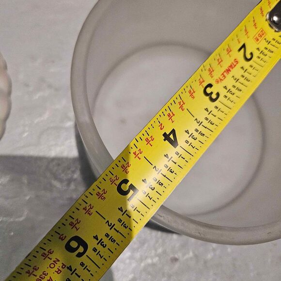 Powder Dish or Trinket Box Art Deco Lidded Round Satin Glass - Picture 5 of 5